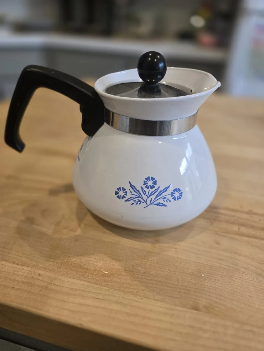 Vintage Corning Ware 6 Cup Tea Pot with Lid Blue Cornflower Pattern with Handle